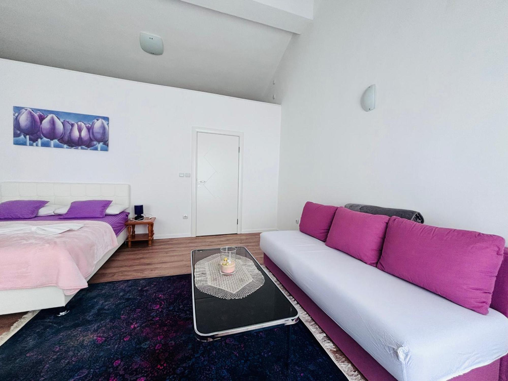 Rooms & App Minka Jadranovo Exterior photo